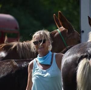 Meet your Posher, Paula